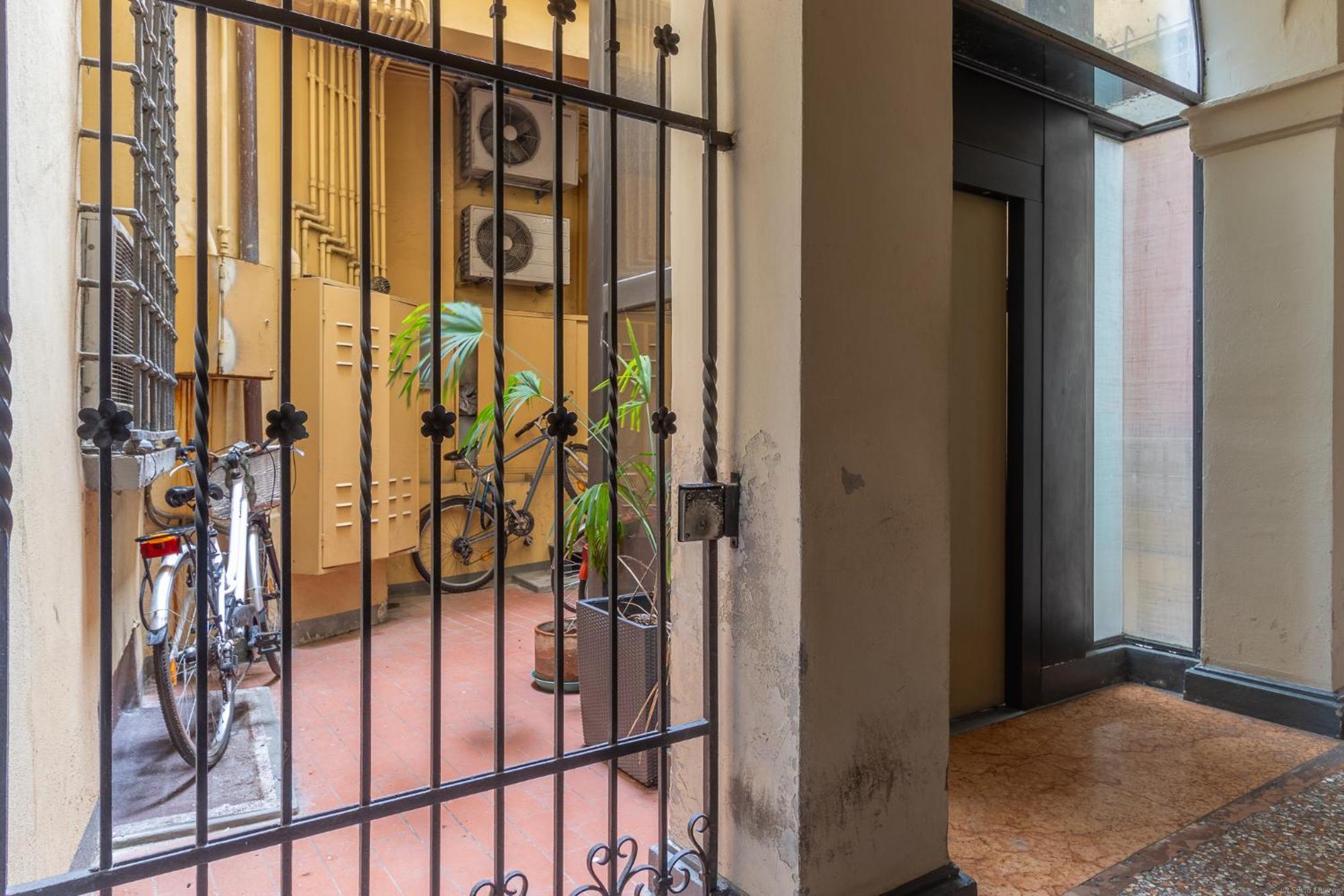 Appartamento Housmart Moline 20 Bologna Esterno foto